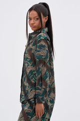 IN TOO DEEP BUTTON DOWN TOP