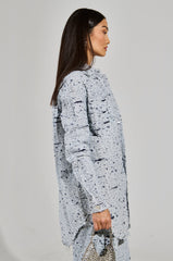 NEVER LOSE ME DISTRESSED BUTTON DOWN LIGHT BLUE DENIM SHIRT