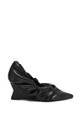 AZALEA WANG AICHA BLACK RUCHED WEDGE PUMP