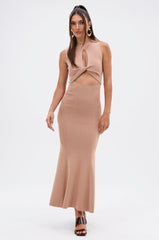 NOT TOO CASUAL KNIT MAXI DRESS IN BEIGE