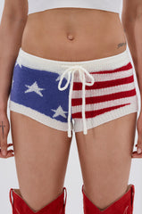 PARTY IN THE USA SHORT
