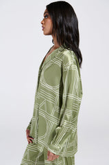 MIXED FEELINGS BUTTON DOWN TOP