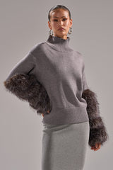 TOUCH ME SWEATER WITH FUR CUFFS