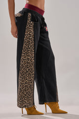 WORLD HOLD ON JOGGER