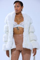 WINTER WONDERLAND FUR TRIM MOTO