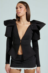 MILA FITTED BLOUSE IN BLACK