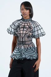 DOLL FACE SHORT SLEEVE STRUCTURED BLOUSE