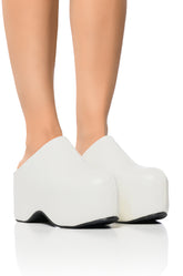 AZALEA WANG BALM WHITE PU CLOG