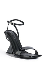 AZALEA WANG COIN PATENT CHUNKY SANDAL IN BLACK