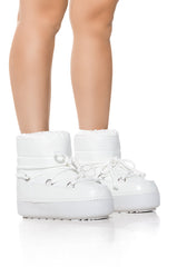 AZALEA WANG SNOW ANGEL WHITE FLAT BOOTIE
