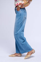 EVERYDAY EVERY MINUTE FLARE JEAN