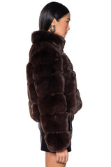 LUXE JENNY SHORT IN FAUX FOX HAIR