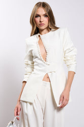 PEEK A BOO RHINESTONE ACCENT BLAZER IN WHITE