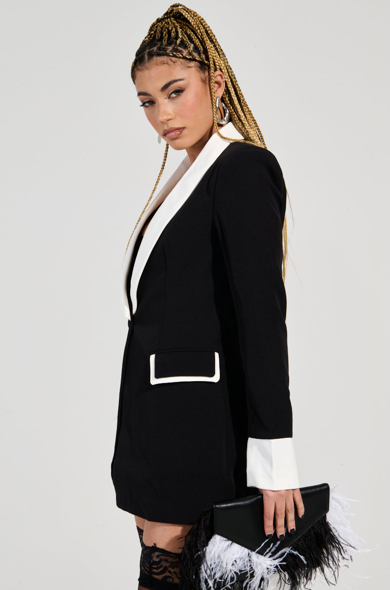 MIDNIGHT IN PARIS CONTRAST TRIM FITTED BLAZER IN BLACK