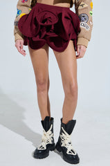 UPSIDE DOWN WAVY MINI SKIRT IN BURGUDY