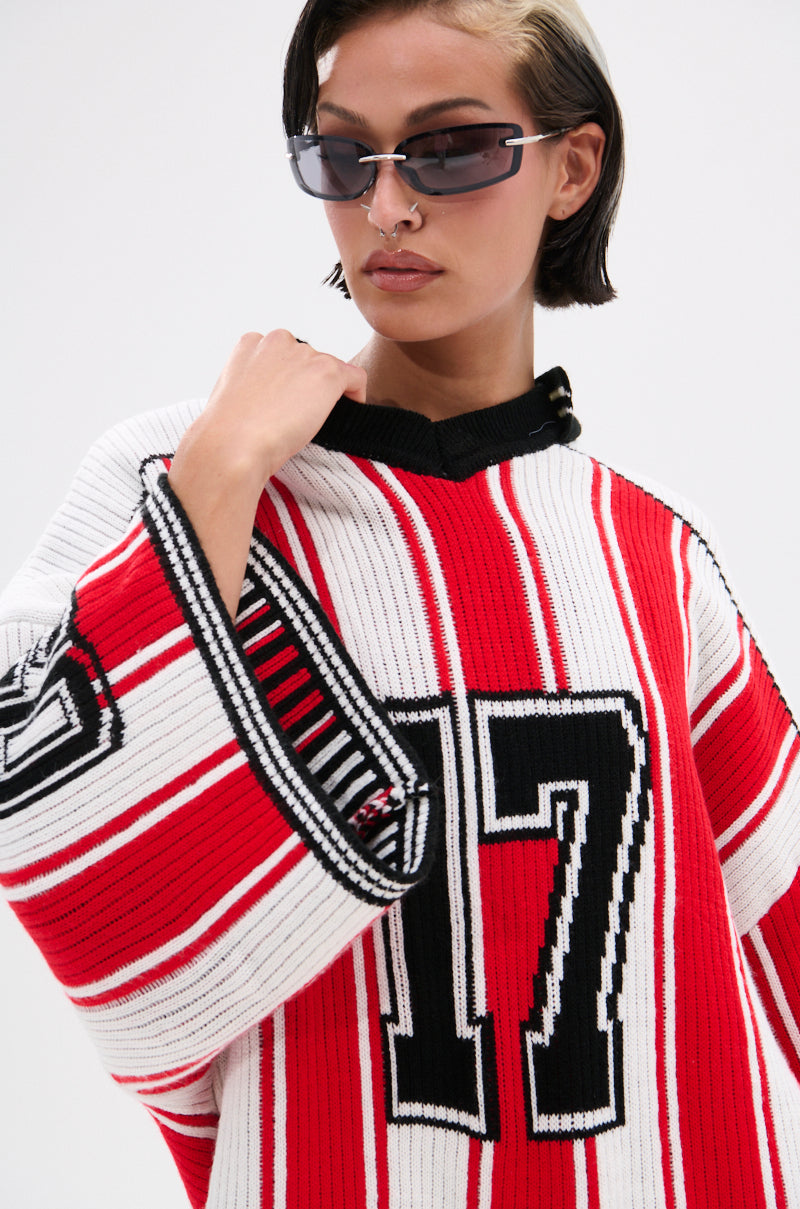 THROW SUM MO KNIT JERSEY TOP