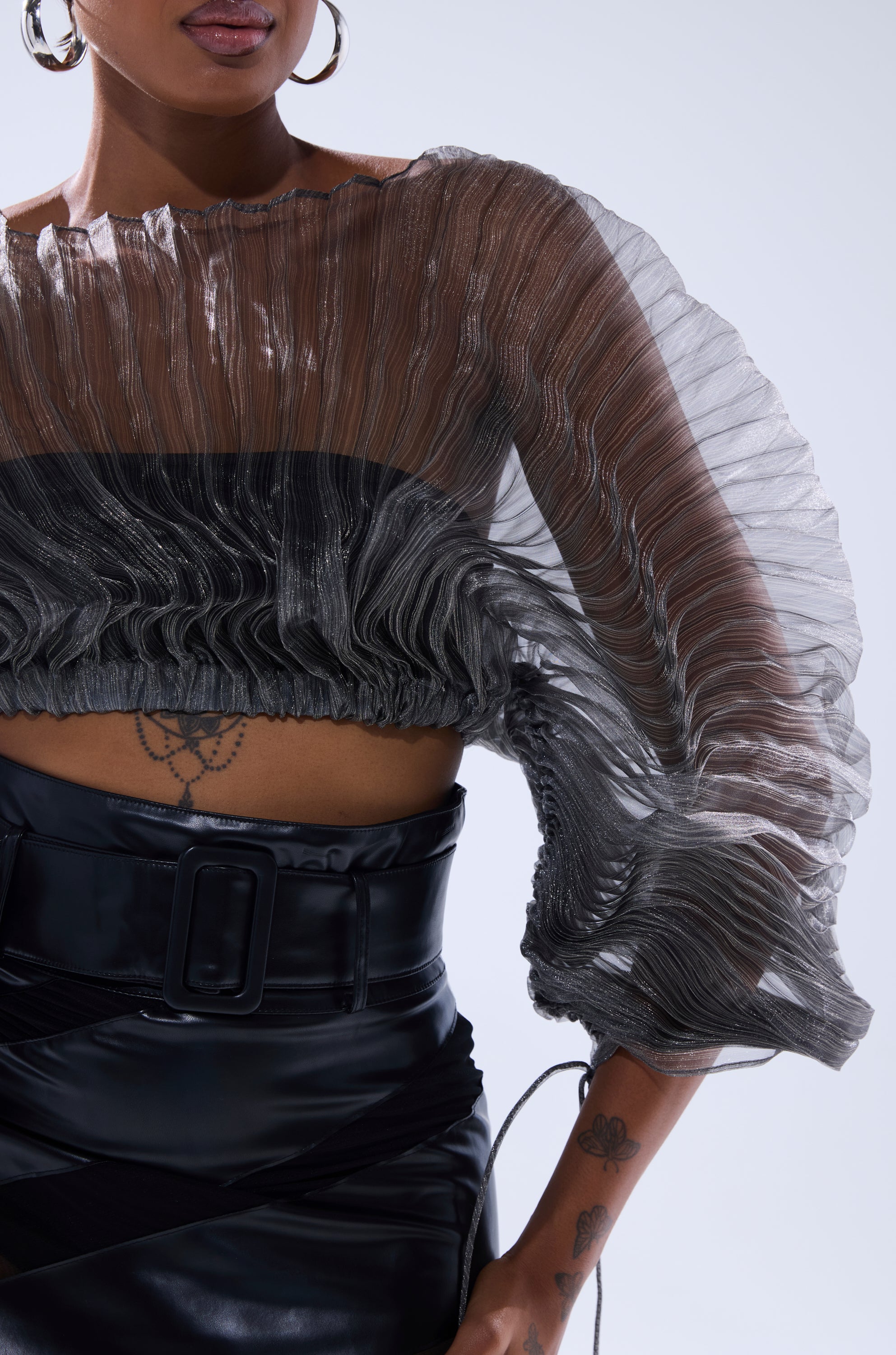 SHEER PLEATED CROP TOP IN GREY