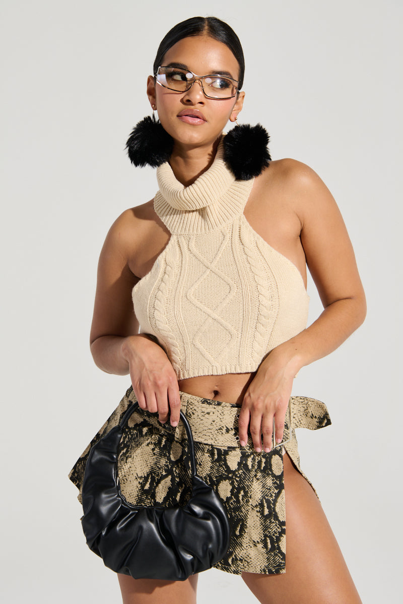 OUT OF HIS LEAGUE SLEEVELESS FASHION TOP