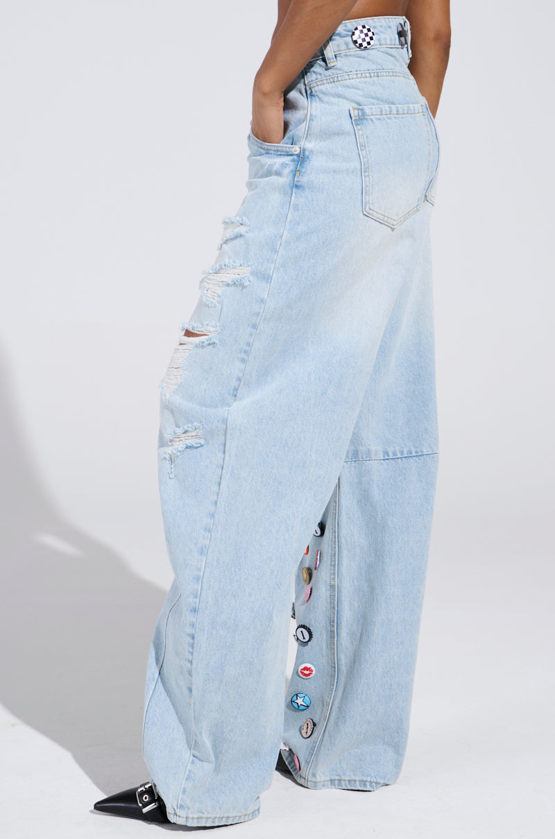 PENELOPE GRAPHIC BUTTON JEANS
