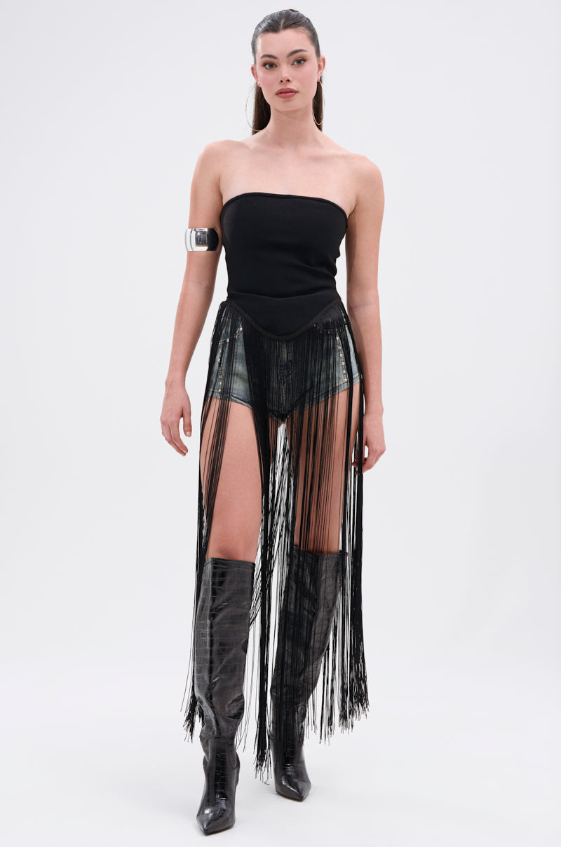 GONNA LOVE ME FRINGE TOP