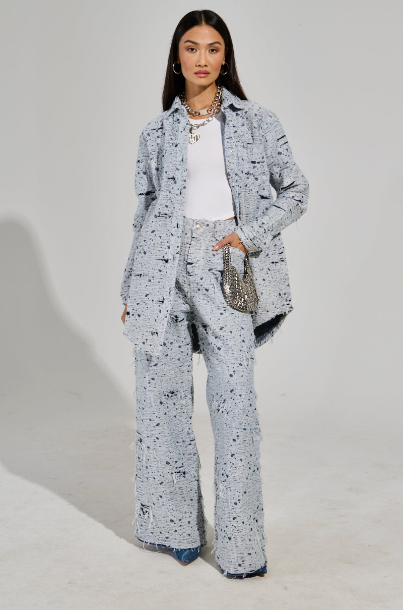 NEVER LOSE ME RELAXED DISTRESSED DENIM