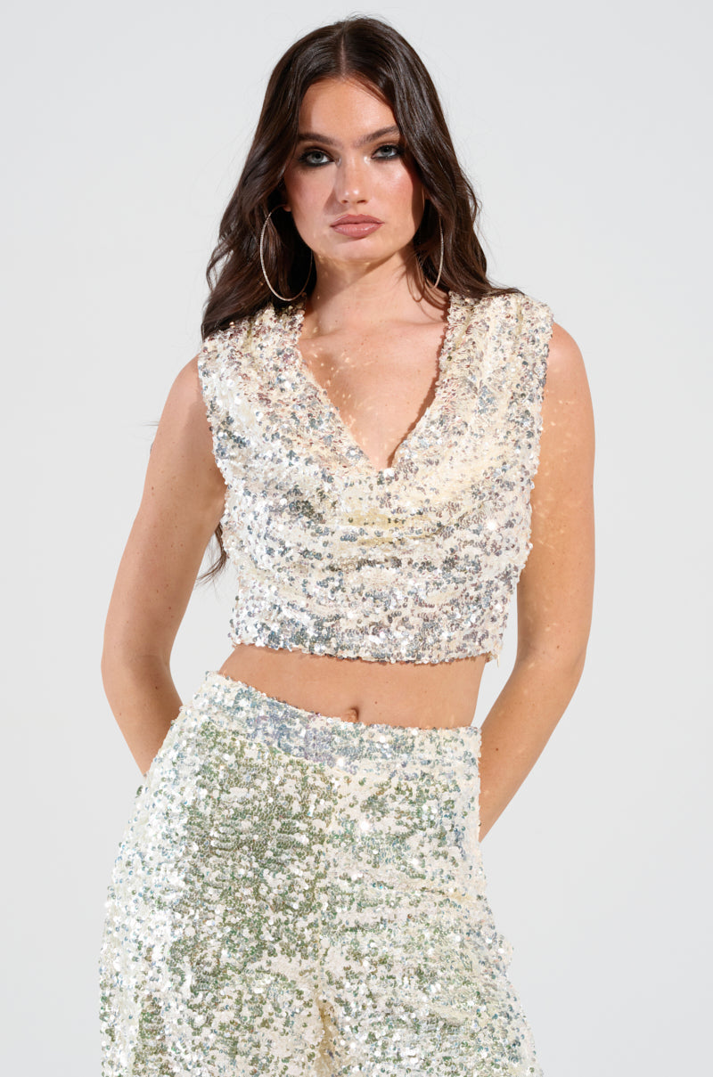 STAR OF THE SHOW SEQUIN CROP TOP