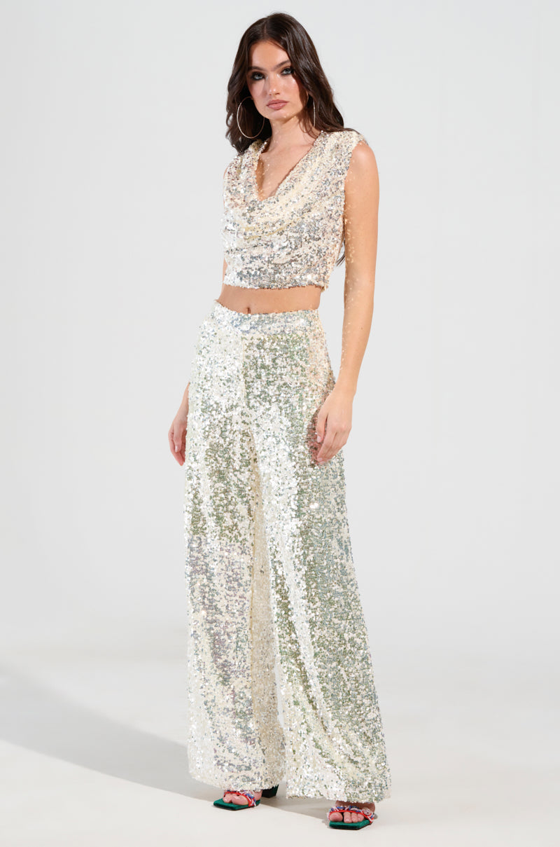 STAR OF THE SHOW SEQUIN CROP TOP