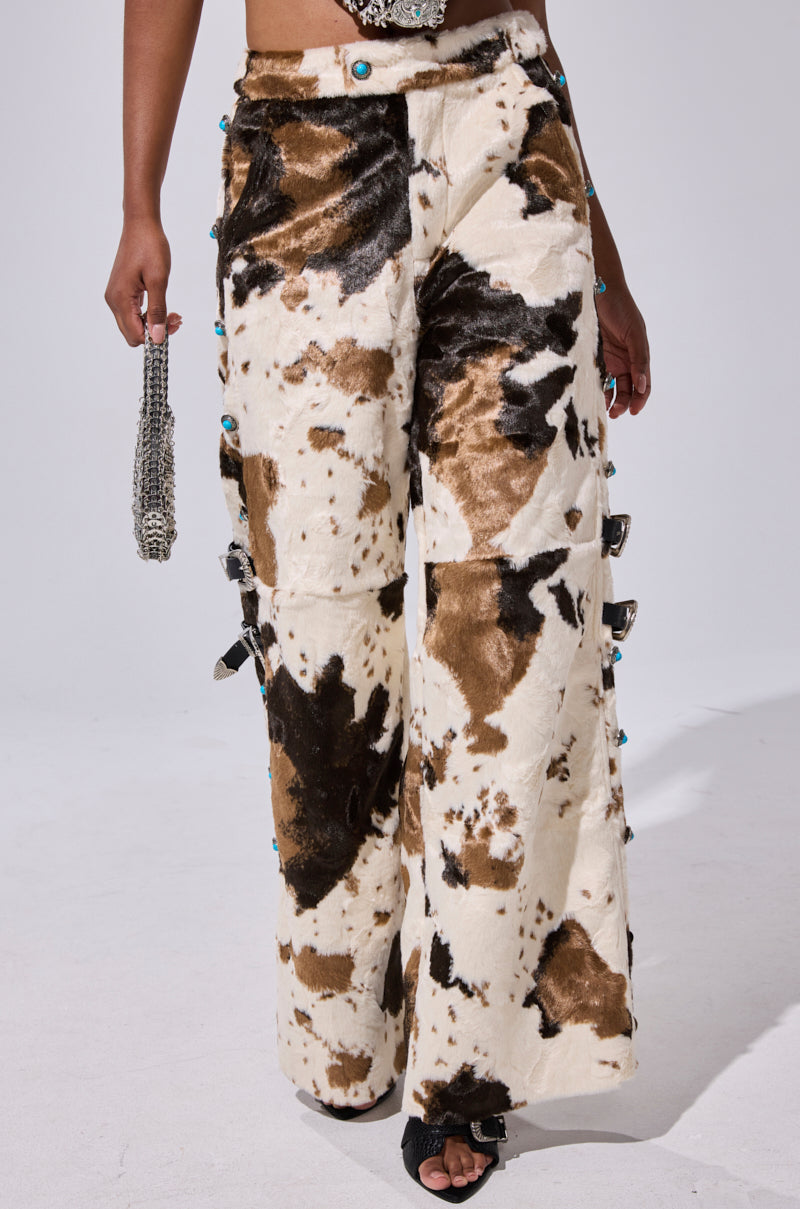 HIGHLAND COW FAUX FUR PANT