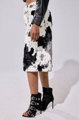 WATCH OUT COW BERMUDA SHORT