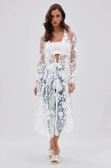 IN BLOOM SHEER TRENCH IN WHITE