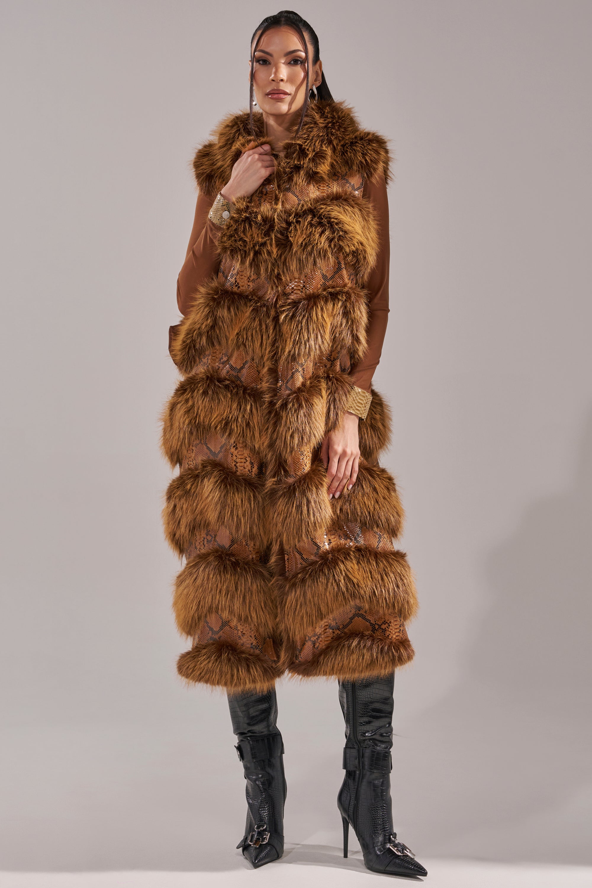 GOOD OMEN FUR TRIM VEST