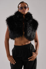 COCO CROPPED FUR VEST IN BLACK