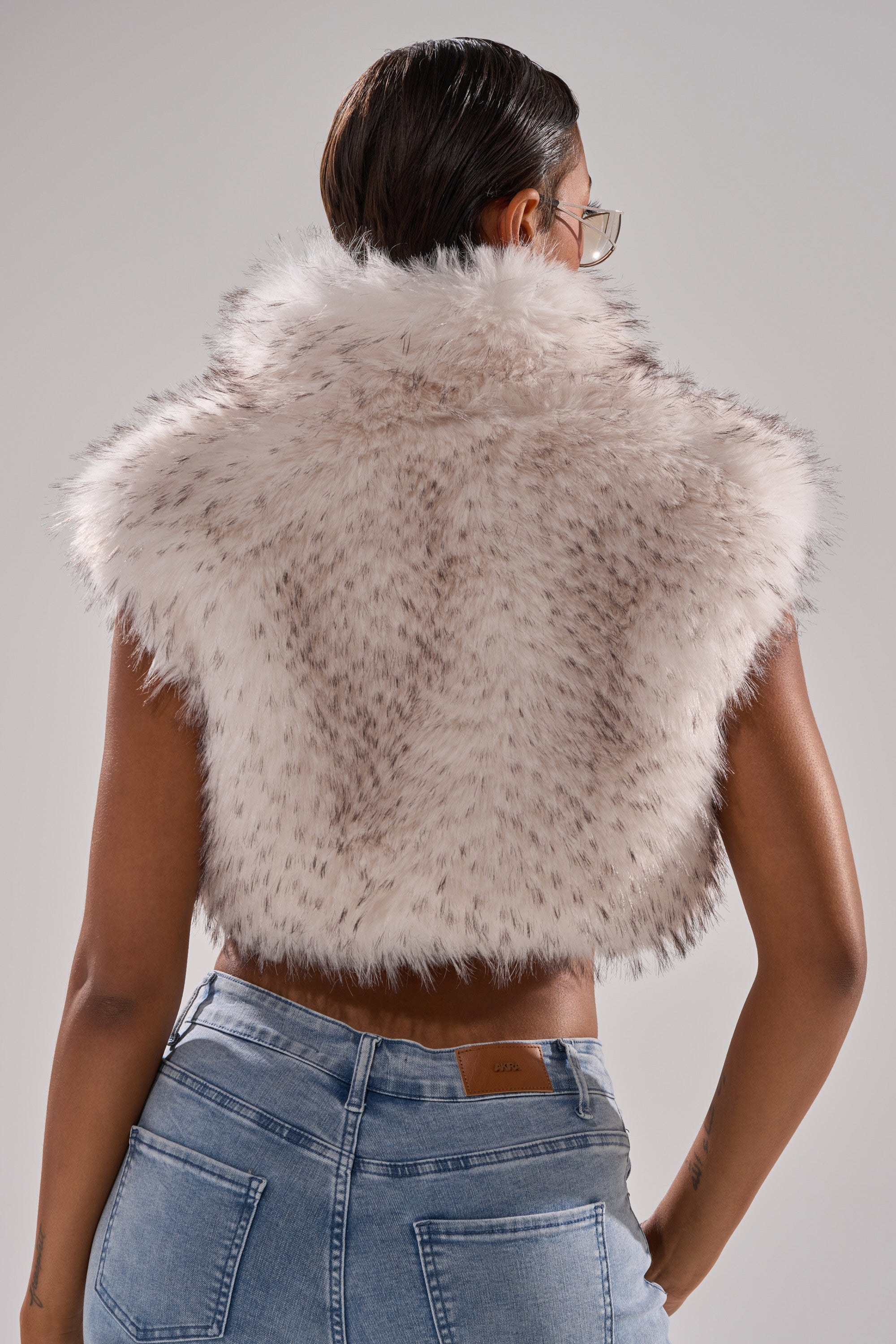 COCO CROPPED FUR VEST IN WHITE MULTI