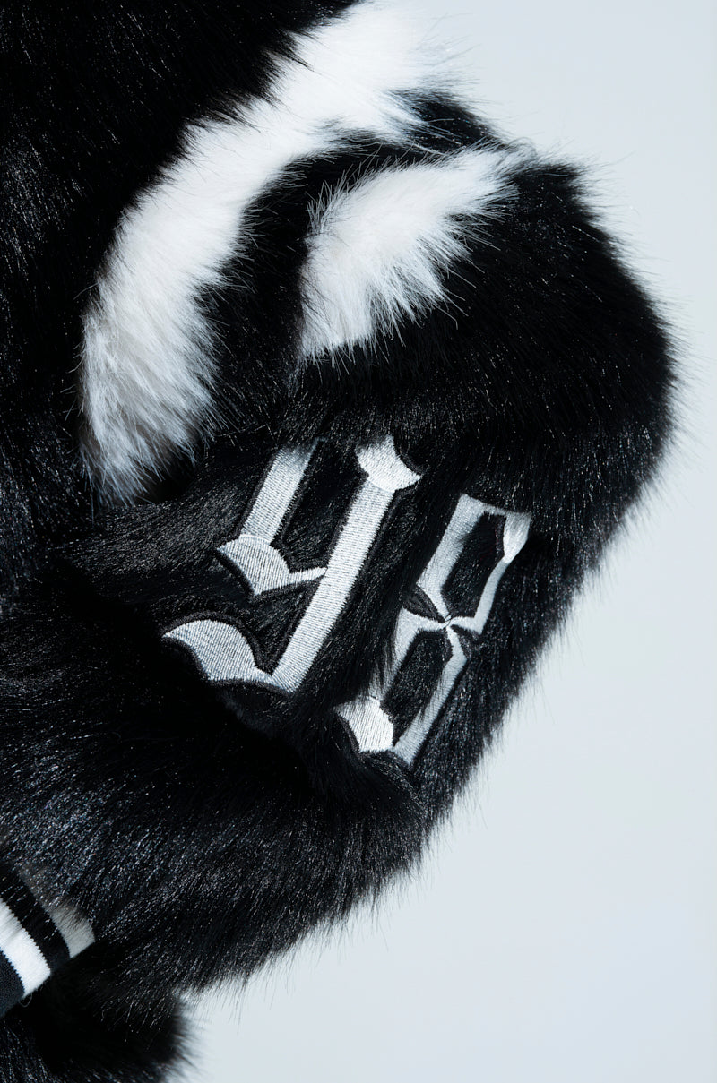 TRES CHIC FAUX FUR BOMBER