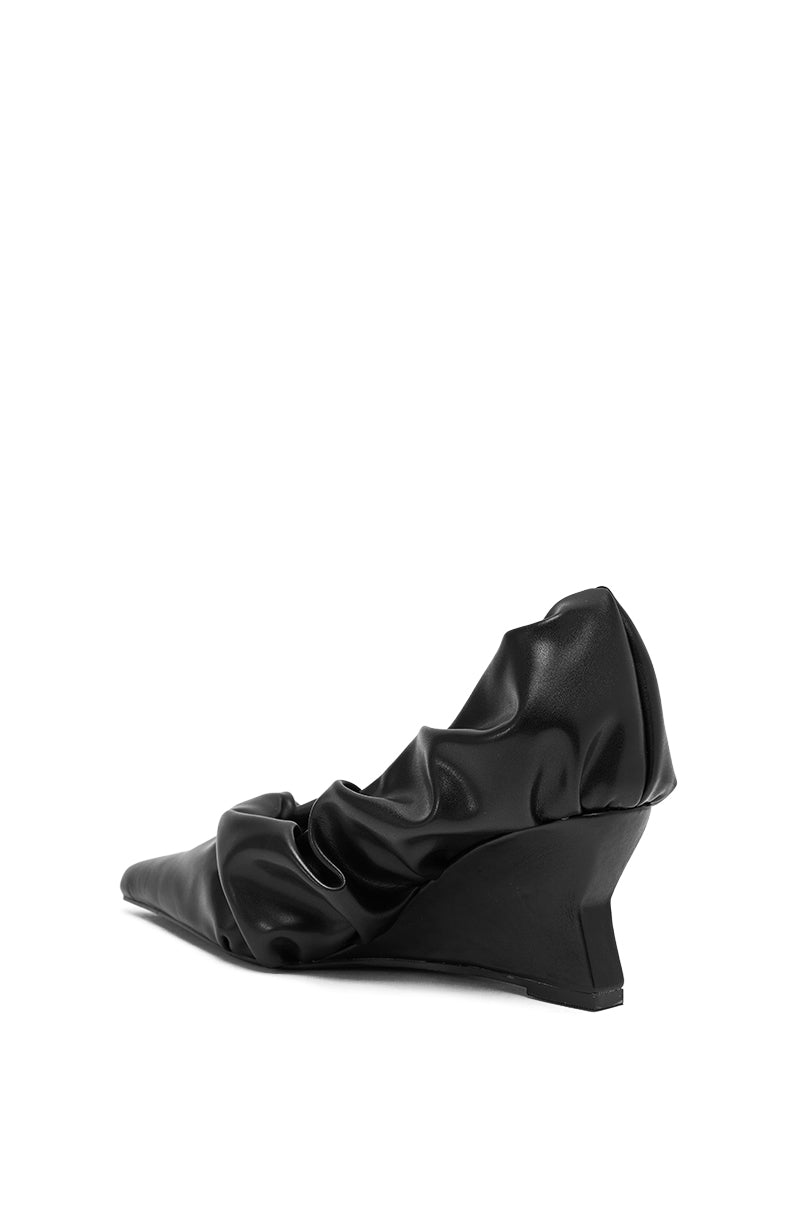 AZALEA WANG AICHA BLACK RUCHED WEDGE PUMP
