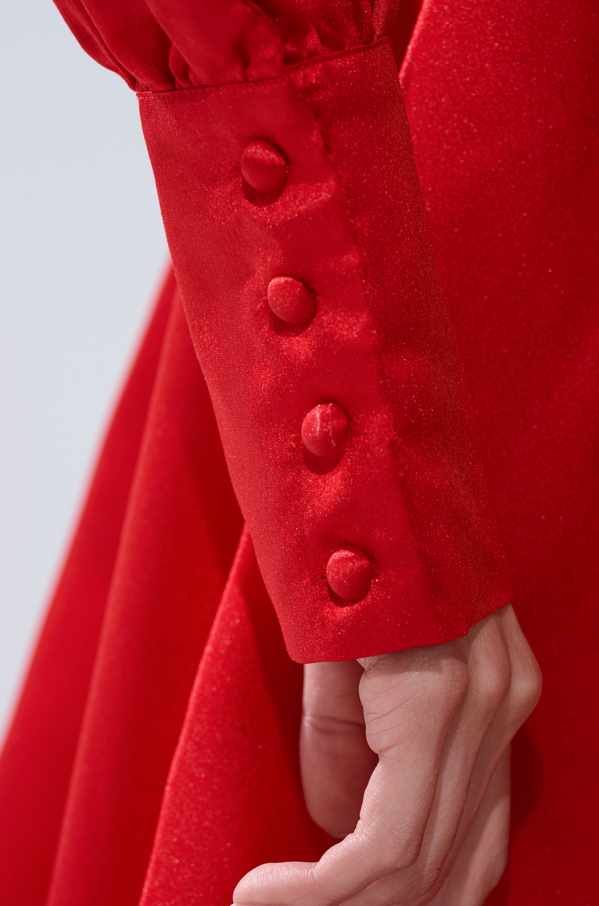 ELOUISE HI LOW DRESS IN RED