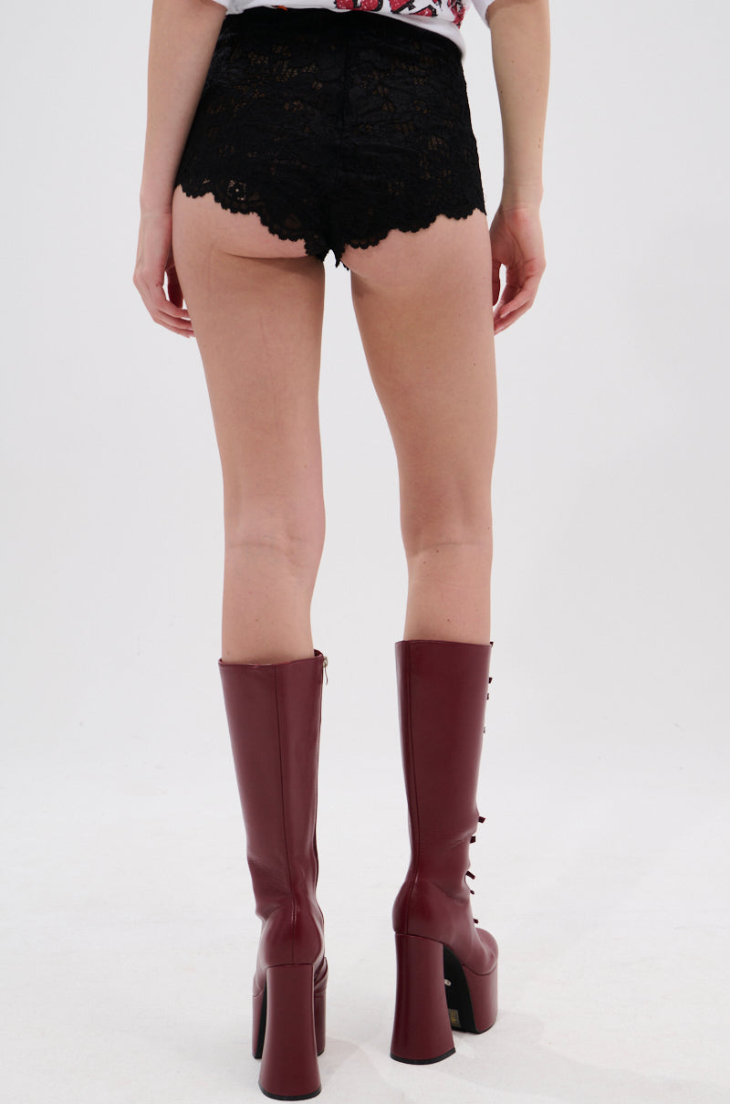 TOO HOT TO HANDLE LACE HOT SHORT