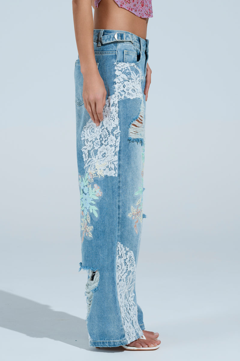 PICKING PETALS FLORAL AND LACE DETAIL DENIM PANTS