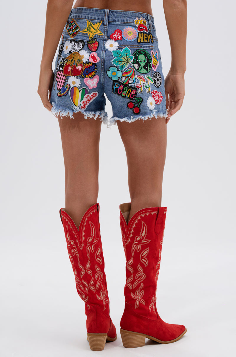 KISS MY PATCH DENIM SHORT