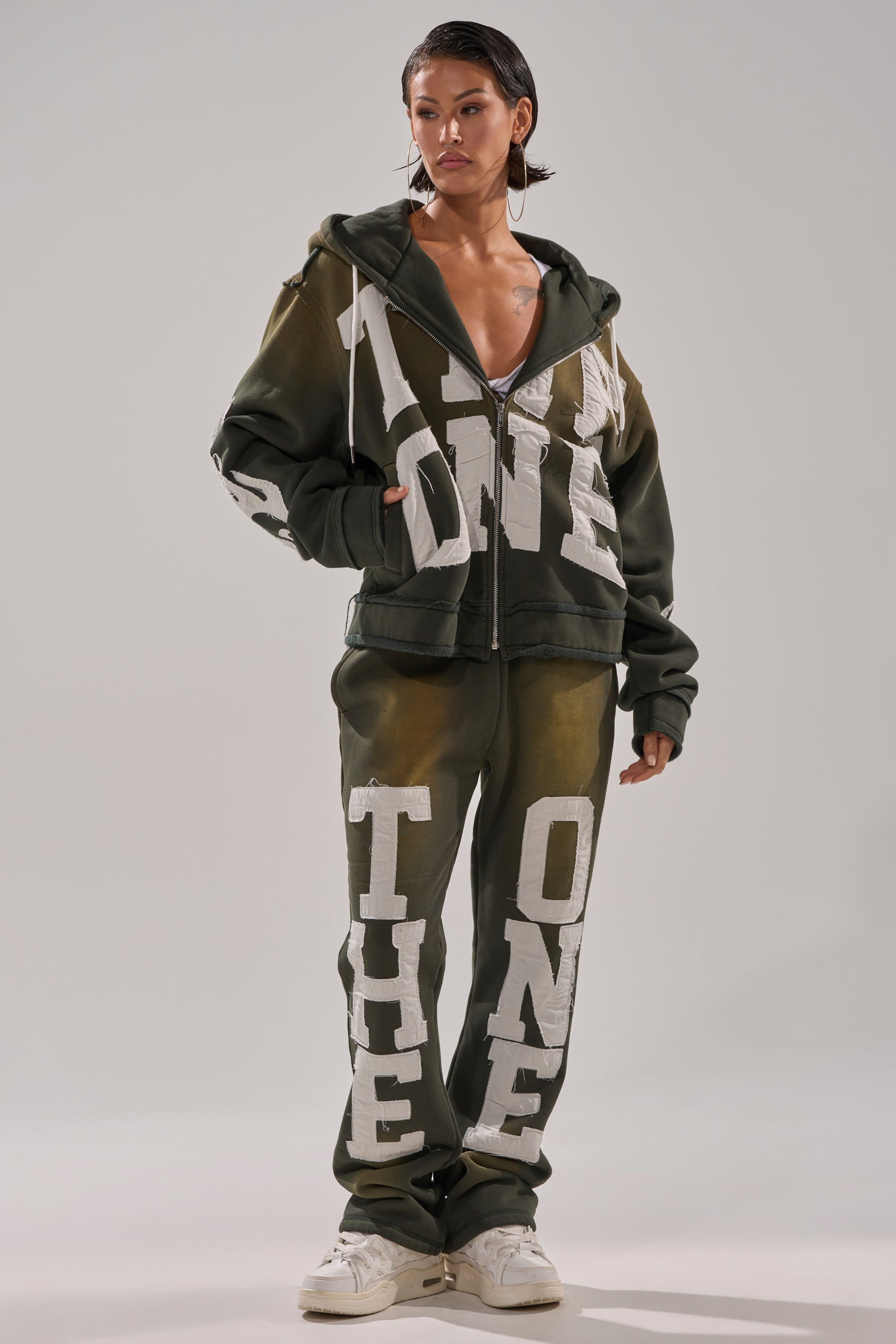 THE ONLY ONE ZIP SWEATSHIRT