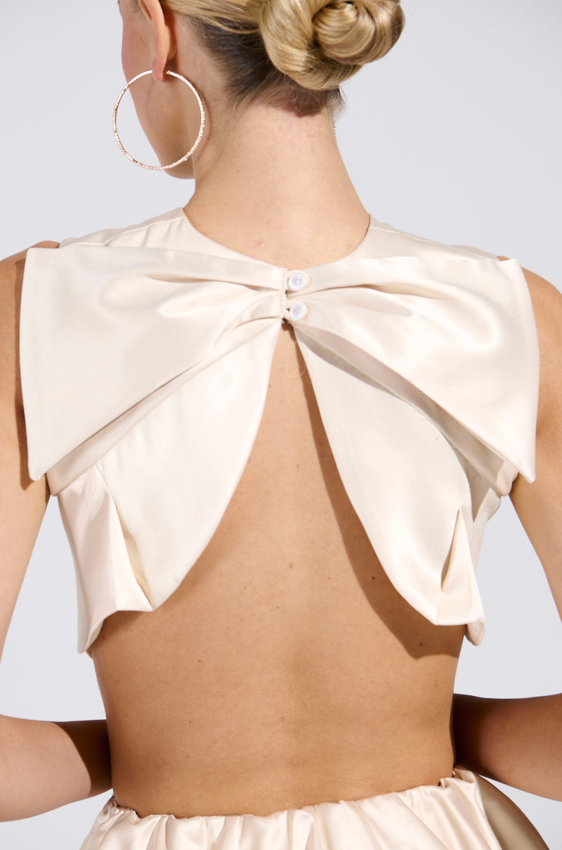 CITY POPPIN CROPPED OPEN BACK BLOUSE