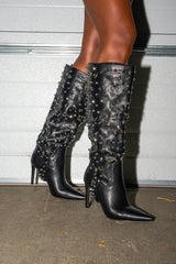 AZALEA WANG AKRISTA BLACK HARDWARE EMBELLISHED STILETTO KNEE HIGH BOOT