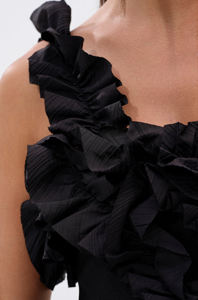 RUFFLES EVERYWHERE BANDAGE BLOUSE