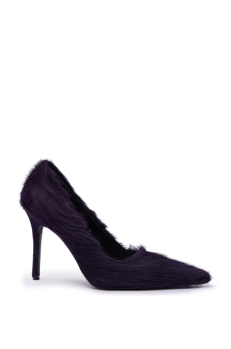 AZALEA WANG ARITRA PURPLE PONY HAIR PUMP