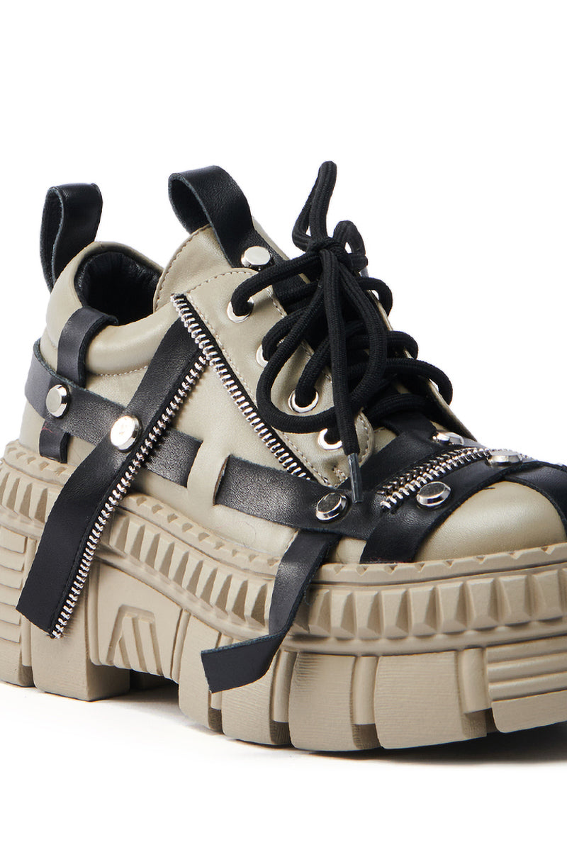  AZALEA WANG BEAGLE KHAKI FLAT SNEAKER