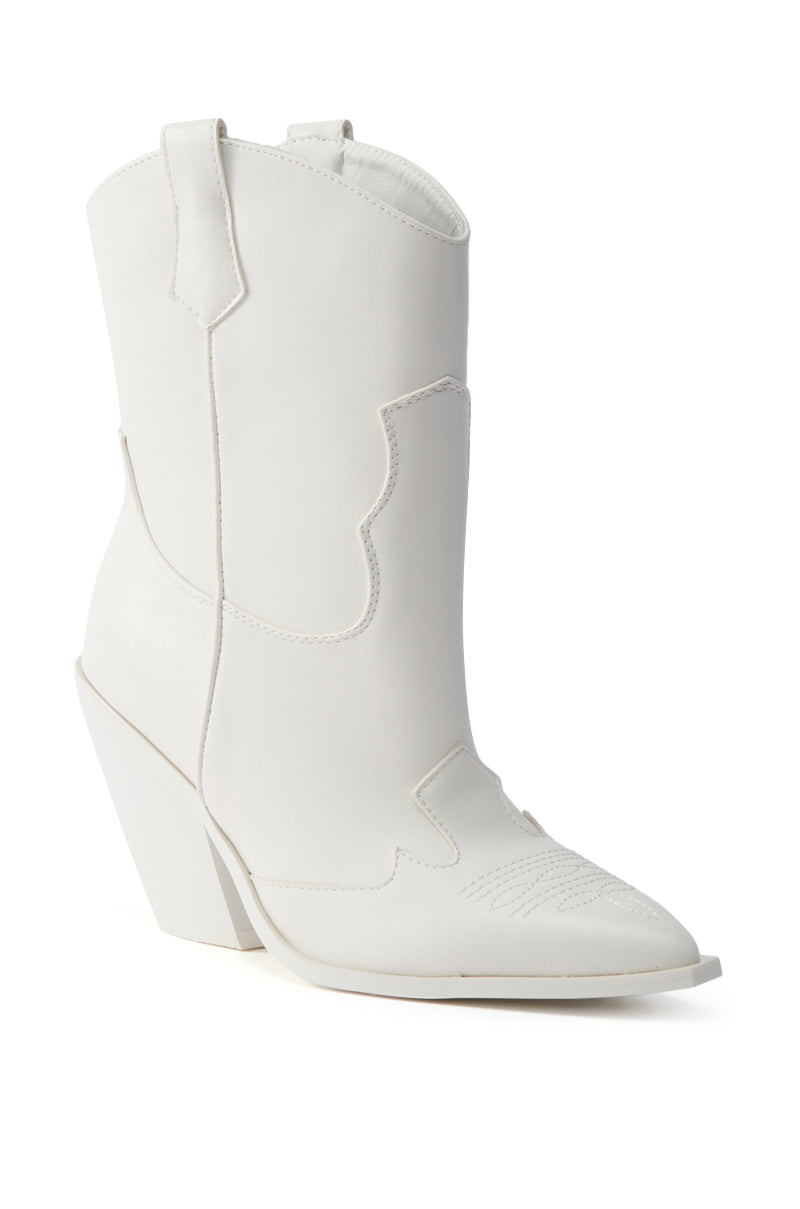 AZALEA WANG BRIGGITTA WHITE WESTERN COWBOY BOOTIE