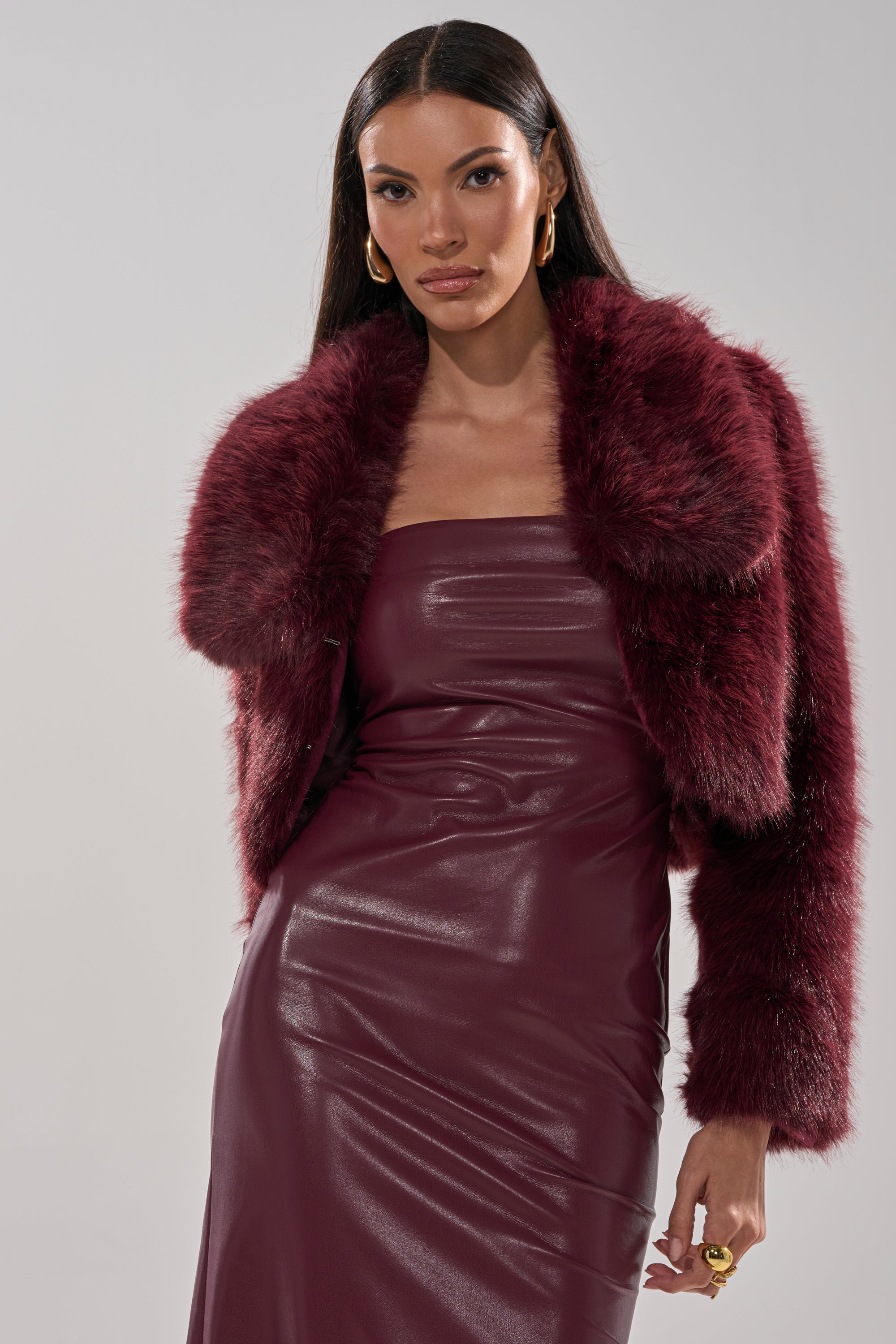CADENCE FAUX FUR IN BURGUNDY