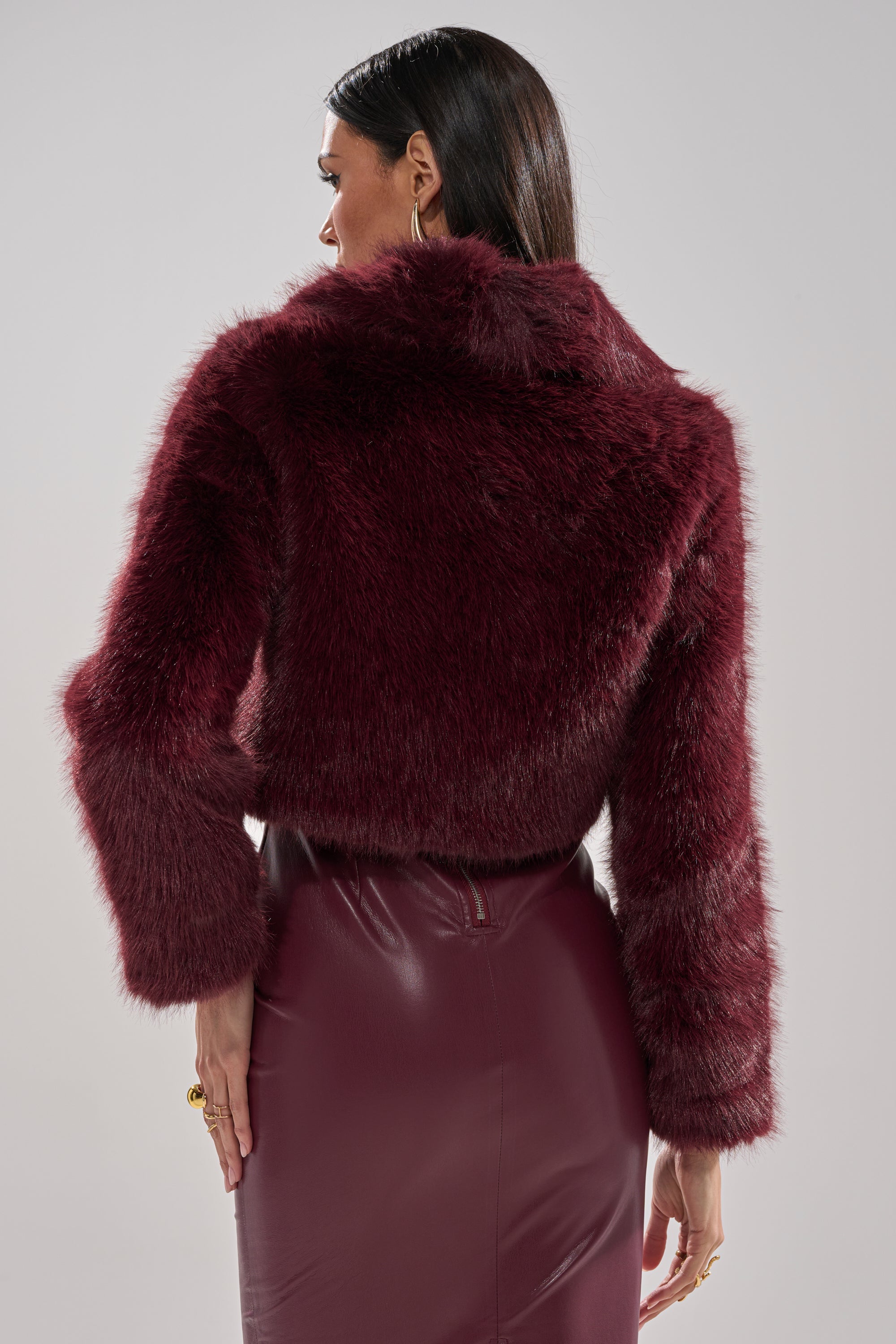 CADENCE FAUX FUR IN BURGUNDY