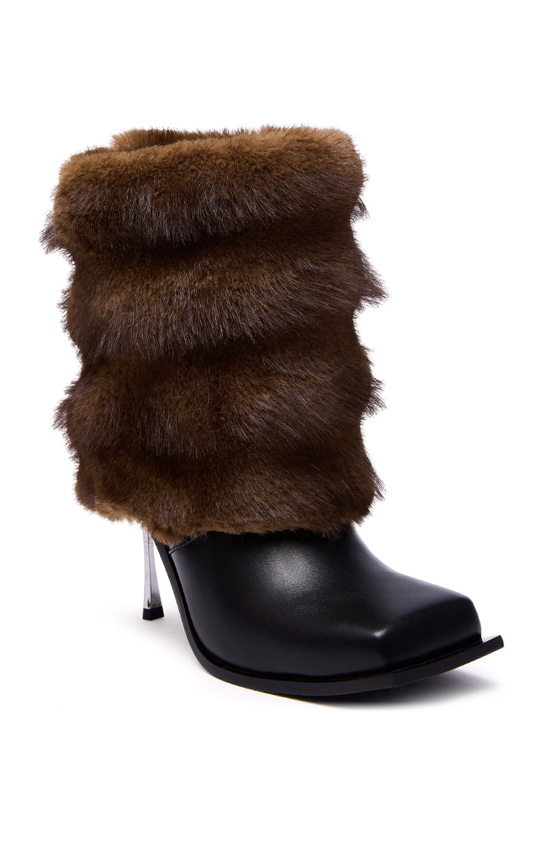AZALEA WANG CHINMAYI BROWN FUR CUFF SQUARE TOE STILETTO BOOTIE