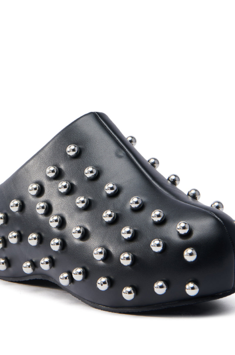 AZALEA WANG DARWIN STUD FLAT CLOG IN BLACK